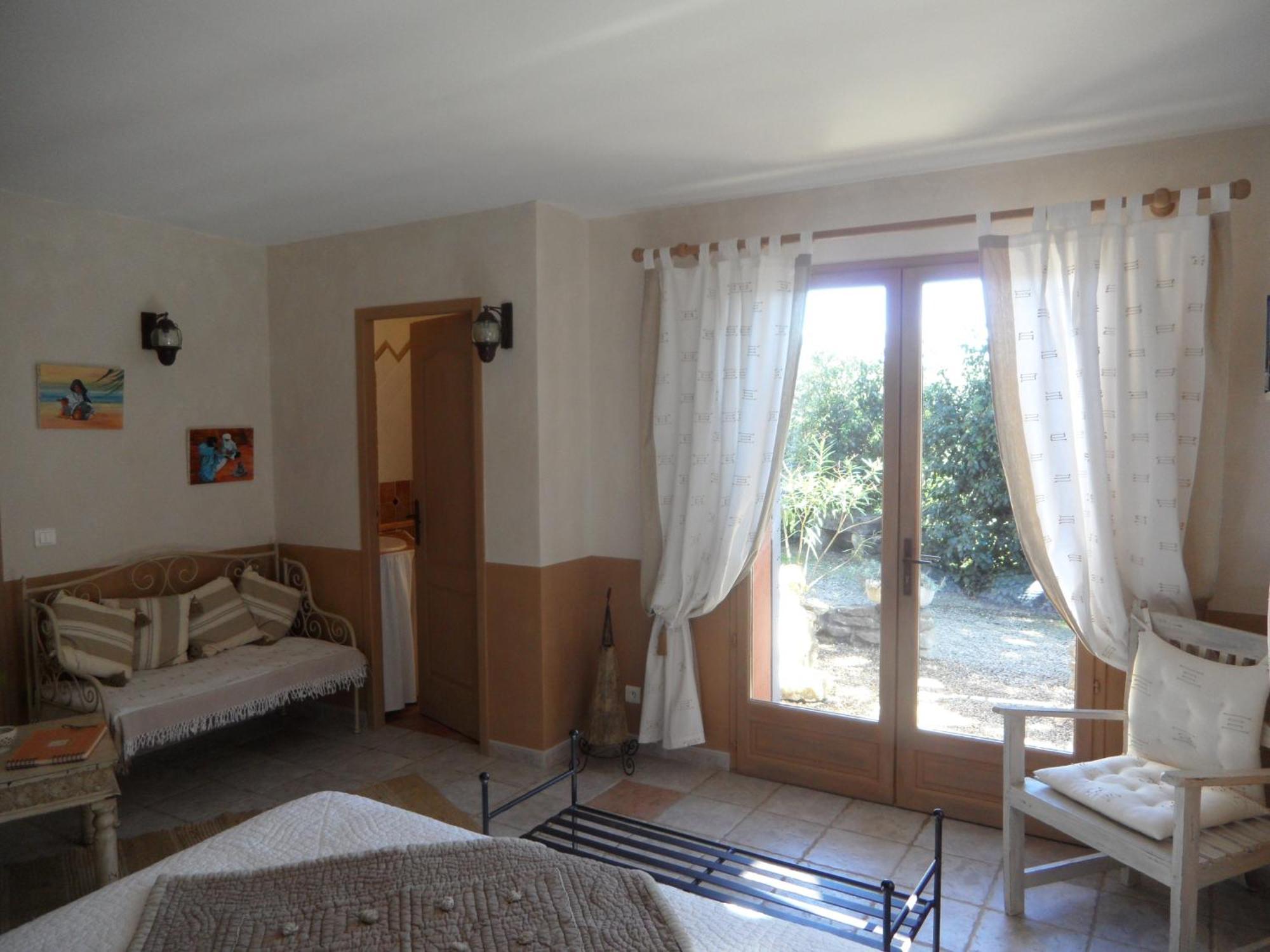 Mas De Foncaudette Bed and Breakfast Lourmarin Værelse billede
