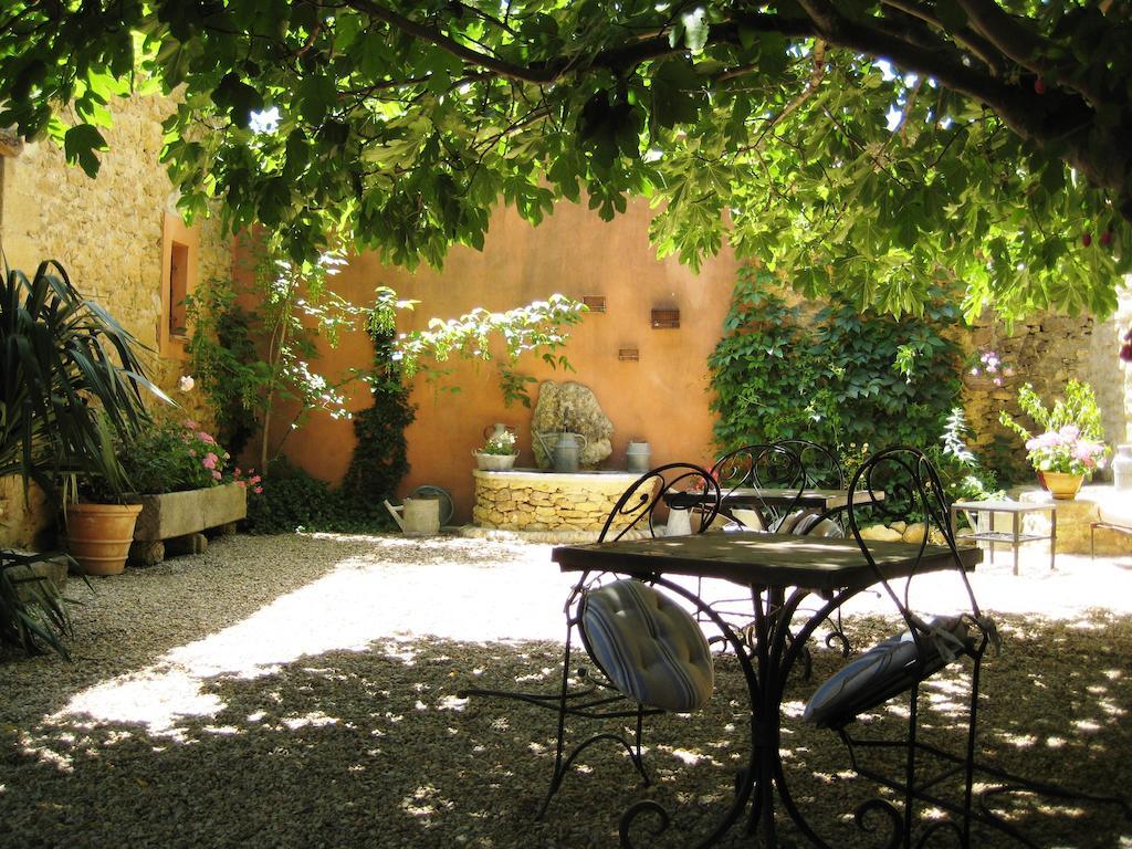 Mas De Foncaudette Bed and Breakfast Lourmarin Eksteriør billede