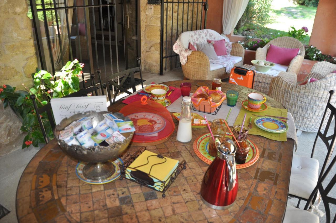 Mas De Foncaudette Bed and Breakfast Lourmarin Eksteriør billede