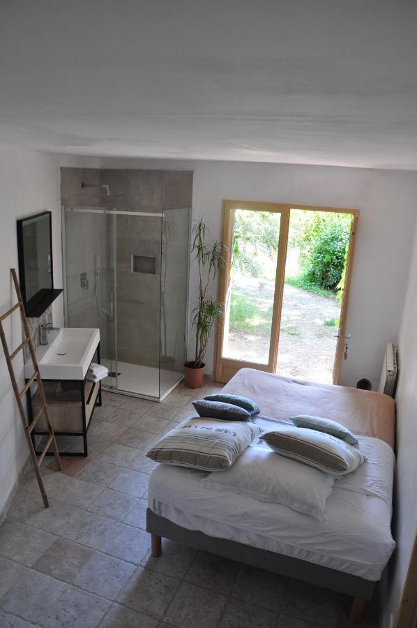 Mas De Foncaudette Bed and Breakfast Lourmarin Eksteriør billede